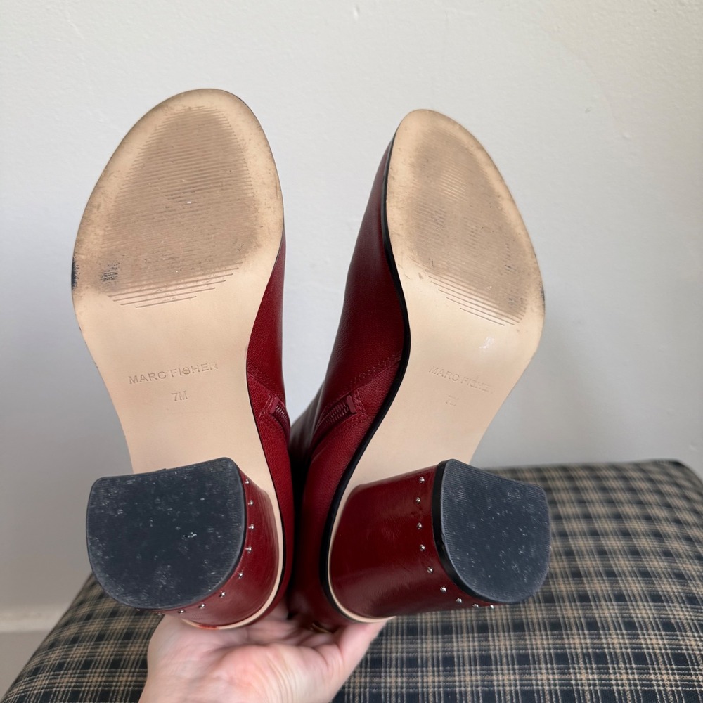 Marc Fisher Piazza Studded Red Leather Block Heel Ankle Boots Size 7M Red - Picture 6 of 8